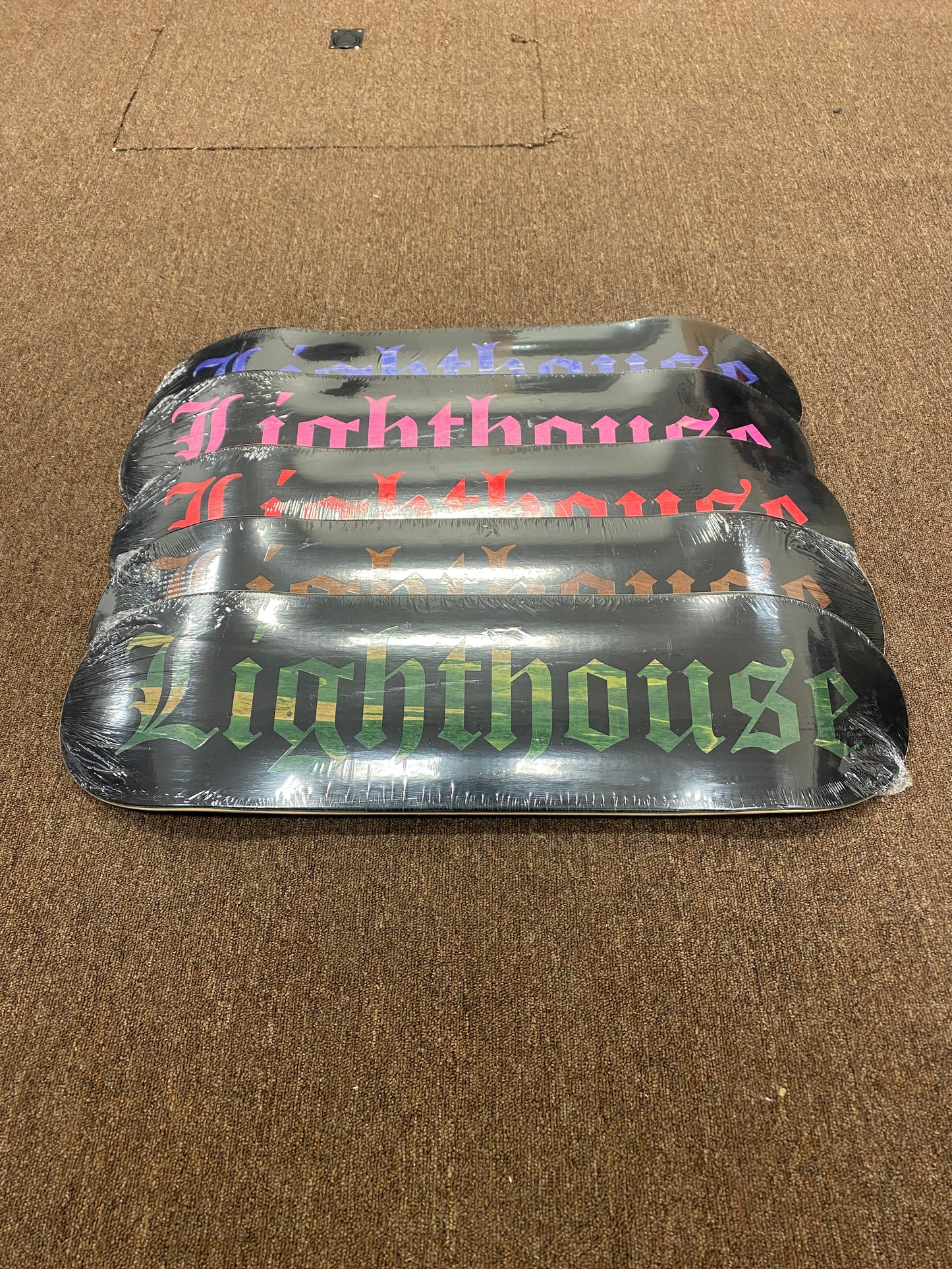 Lighthouse Old English Deck