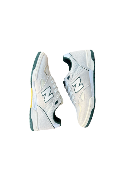 New Balance 600