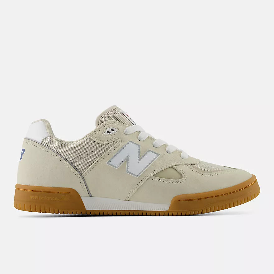 New Balance 600